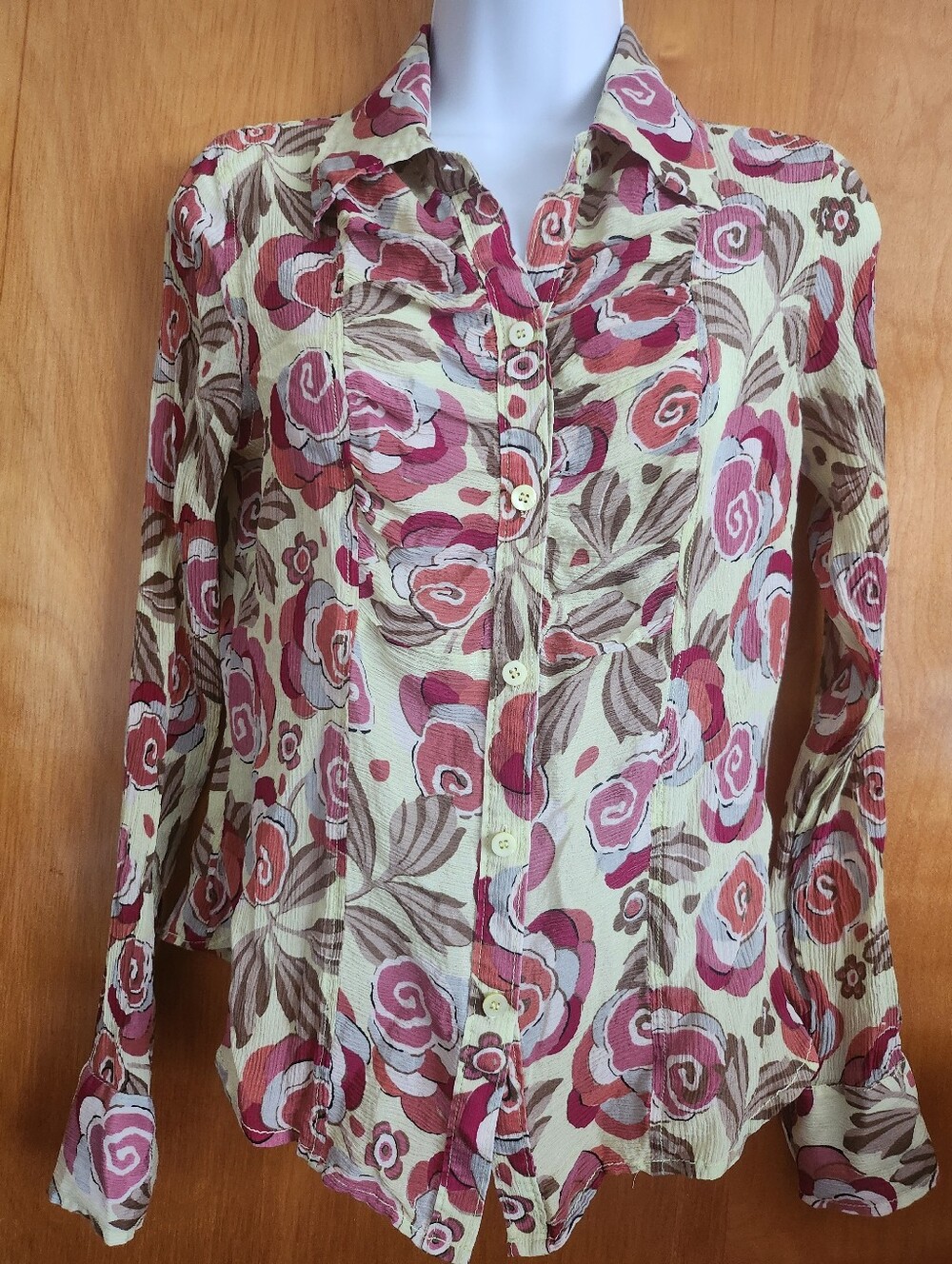 I.E. 100% Silk Floral Blouse Size S